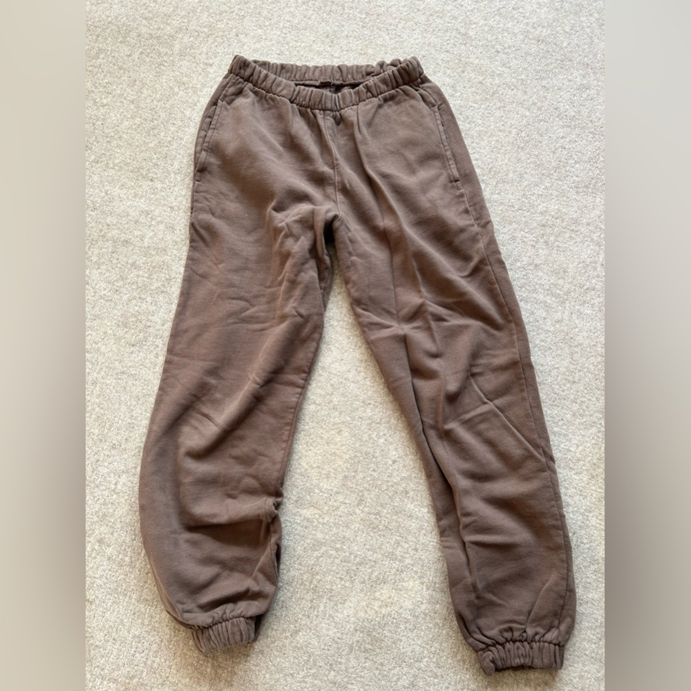 Brandy Melville brown “Rosa” sweatpants